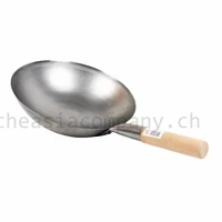 Wok Eisenpfanne mit Holzstiel 